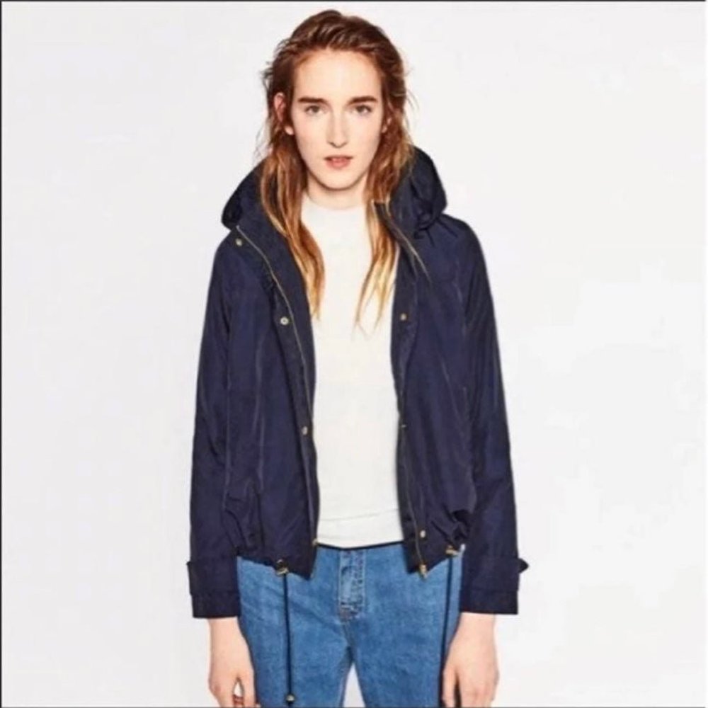 New Basic Raincoat Windbreaker Lightweight Hooded… - image 2